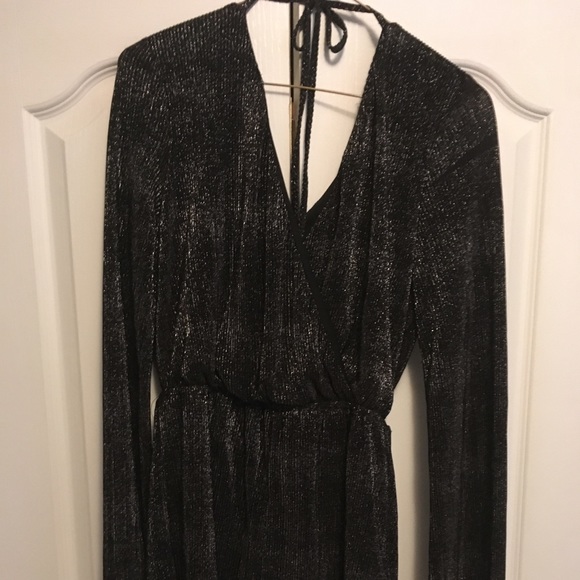 Xhilaration Woman Tieback Romper-charcoal (S) NWT - Picture 3 of 4